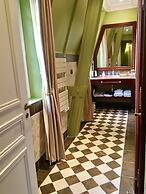 Château des Forgets Hotel