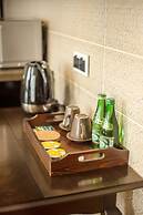 Scharffenberg Apartments Main Square