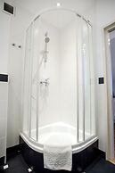 Scharffenberg Apartments Main Square