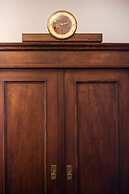 Scharffenberg Apartments Main Square