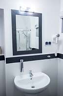 Scharffenberg Apartments Main Square