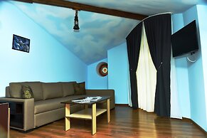 Yaffle Inn Boutique Hotel