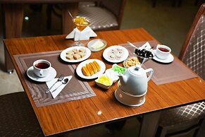 Yaffle Inn Boutique Hotel