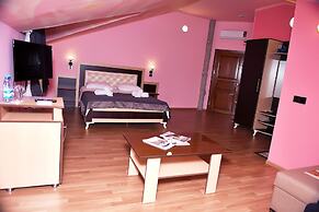 Yaffle Inn Boutique Hotel