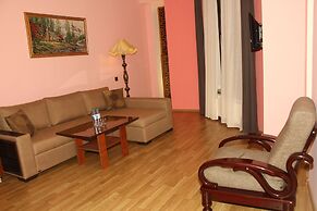 Yaffle Inn Boutique Hotel