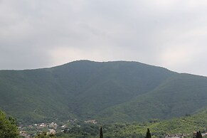 Yaffle Inn Boutique Hotel