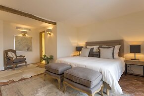 Mougins Luxury Retreats
