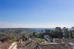 Mougins Luxury Retreats