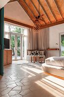 Sirru Fen Fushi Private Lagoon Resort