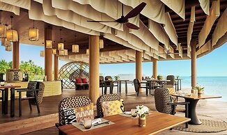 Sirru Fen Fushi Private Lagoon Resort