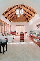 Sirru Fen Fushi Private Lagoon Resort