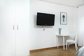 Colorful Sea View Apartments