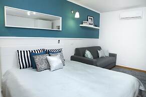 Colorful Sea View Apartments