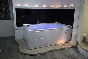 Sermoneta Apartments