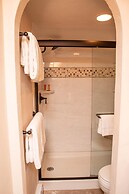 111 Vail International 2 Bedroom Condo by RedAwning