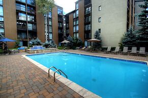 111 Vail International 2 Bedroom Condo by RedAwning