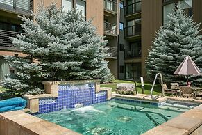 311 Vail International - 2 Br Condo