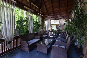 Vila Barović and Spa