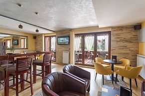 Vila Barović and Spa