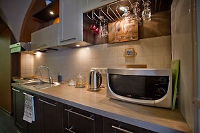 Emperoom Millionnaya