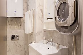 Emperoom Millionnaya