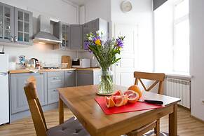 Emperoom Millionnaya