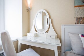 Emperoom Millionnaya