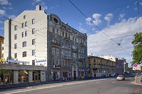 Emperoom Millionnaya