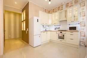 Emperoom Millionnaya