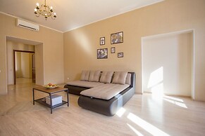 Emperoom Millionnaya