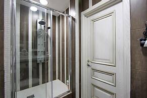 Emperoom Millionnaya