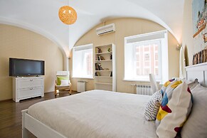 Emperoom Millionnaya