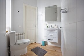 Emperoom Millionnaya