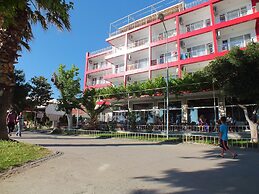 Acet Hotel