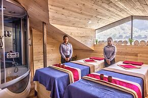 Hill County Resort & Spa, Manali