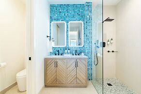 Beachfront at Windsong on the Reef