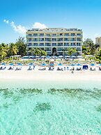 Beachfront at Windsong on the Reef