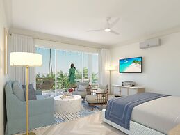 Beachfront at Windsong on the Reef