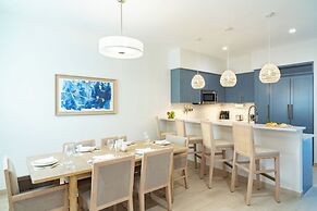 Beachfront at Windsong on the Reef