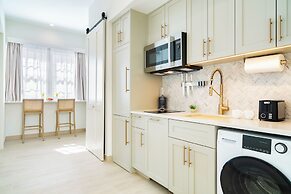 Beachfront at Windsong on the Reef