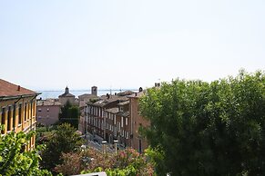 Desenzanoloft – Smile on the Lake