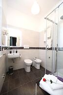 A 2 Passi dai Musei Guest House