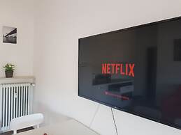 Bright Apartments Desenzano - Cavour Lake View 1