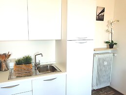 Bright Apartments Desenzano - Cavour Lake View 1