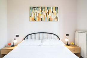 Bright Apartments Sirmione -Sorgente Pool 1