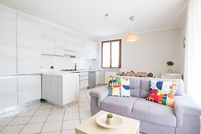 Bright Apartments Sirmione -Sorgente Pool 1