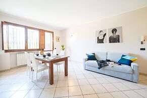 Bright Apartments Sirmione -Sorgente Pool 1