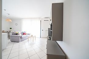 Bright Apartments Sirmione -Sorgente Pool 1