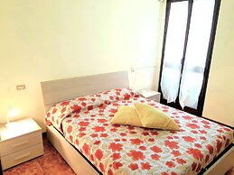 Bright Apartments Sirmione -Sorgente Pool 1