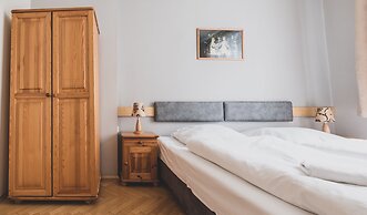 Cybulskiego Guest Rooms